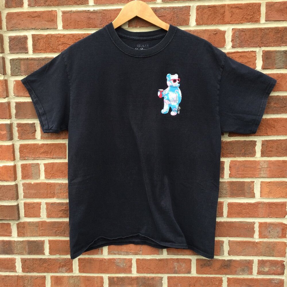 Riot Society Tee Large Black Graphic Flamingo Bear Red Solo Cup